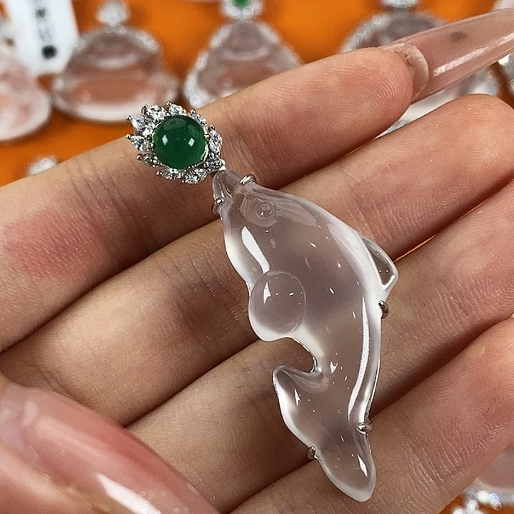 石英质玉银S925镀金镶嵌颈饰