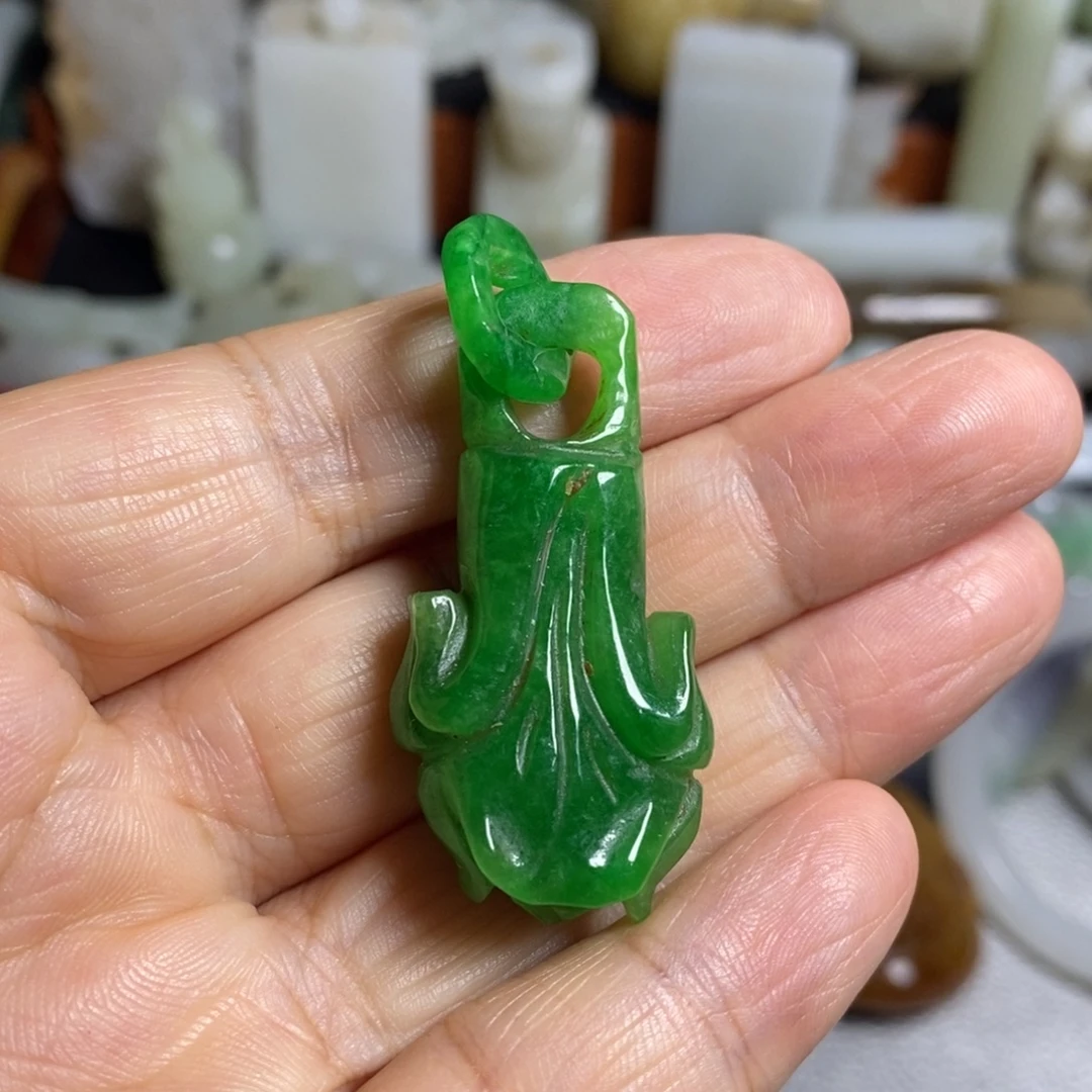 颈饰未镶嵌和田玉（糖玉）