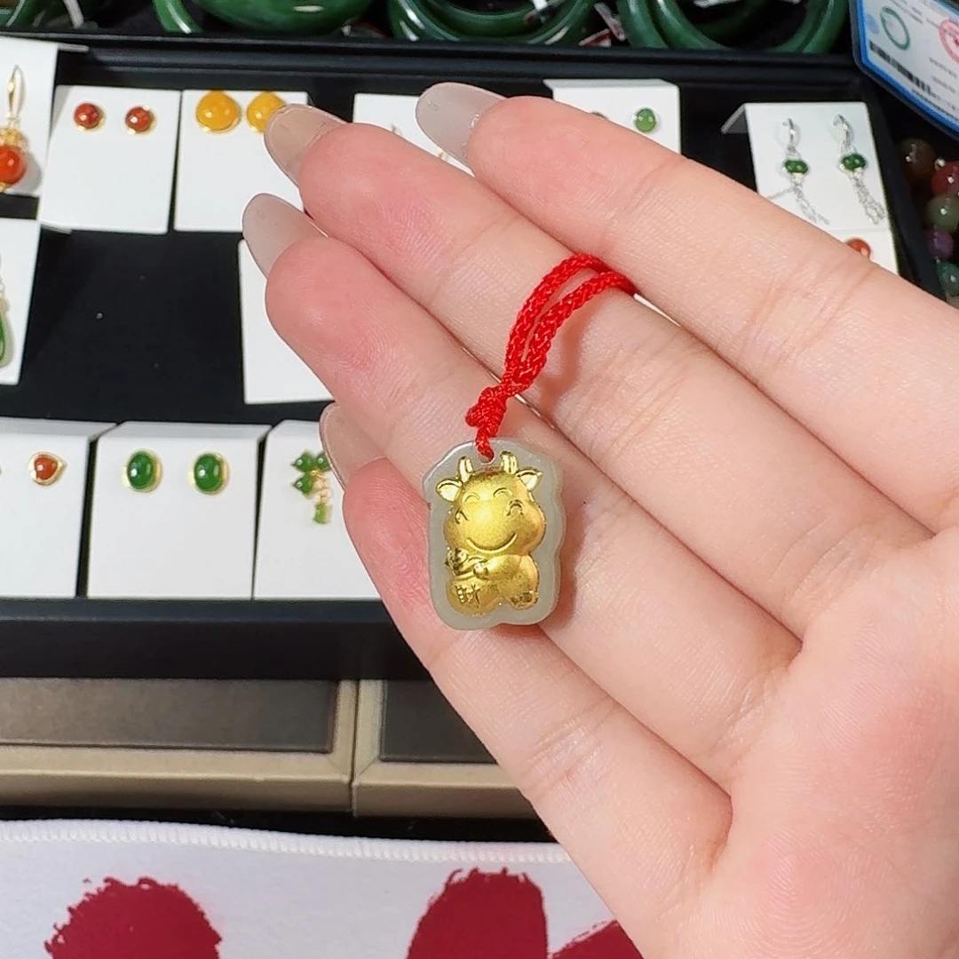 和田玉未镶嵌颈饰?****?开播福利