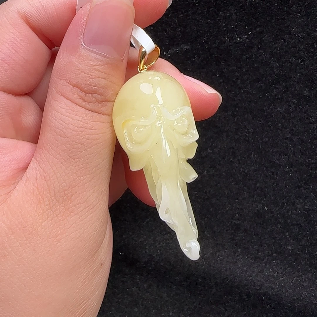 蜜蜡未镶嵌珠宝奇石