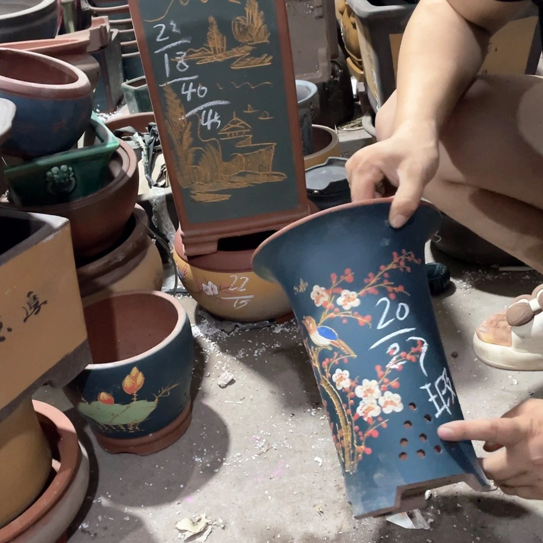 紫砂花瓶紫砂花是最美