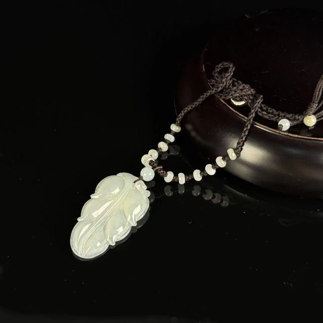 WL599292/民国翡翠一叶知秋挂件/上海西香记