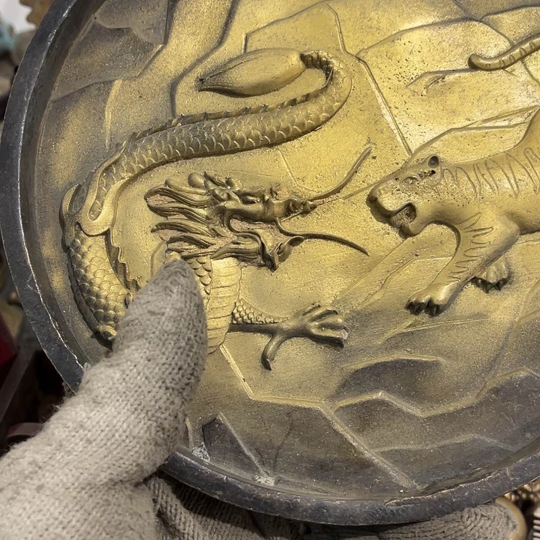 毛***少闪电购铜摆件工艺品