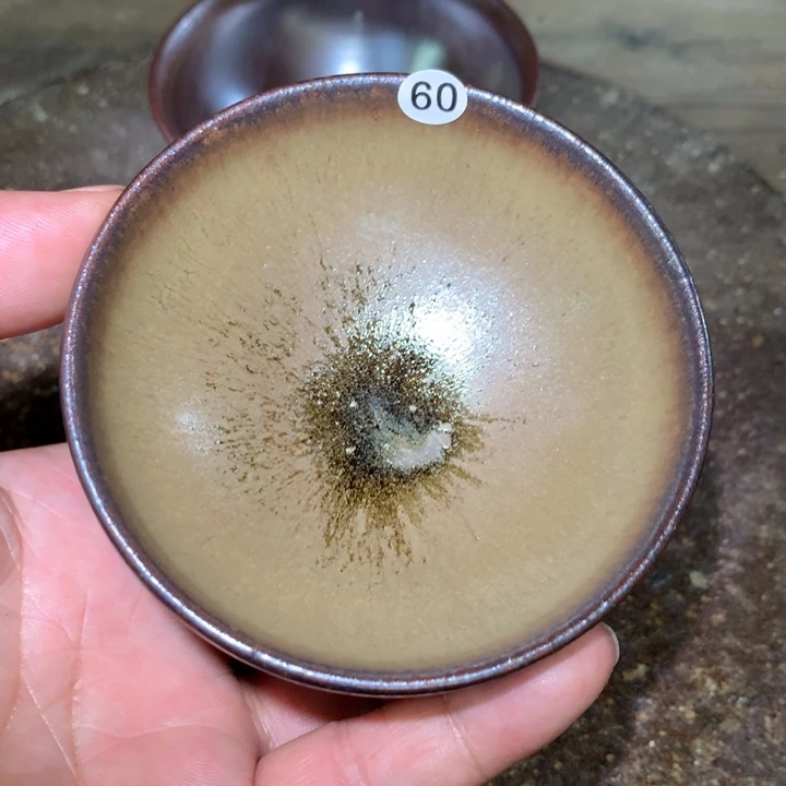 茶盏细看这支公屏上说60