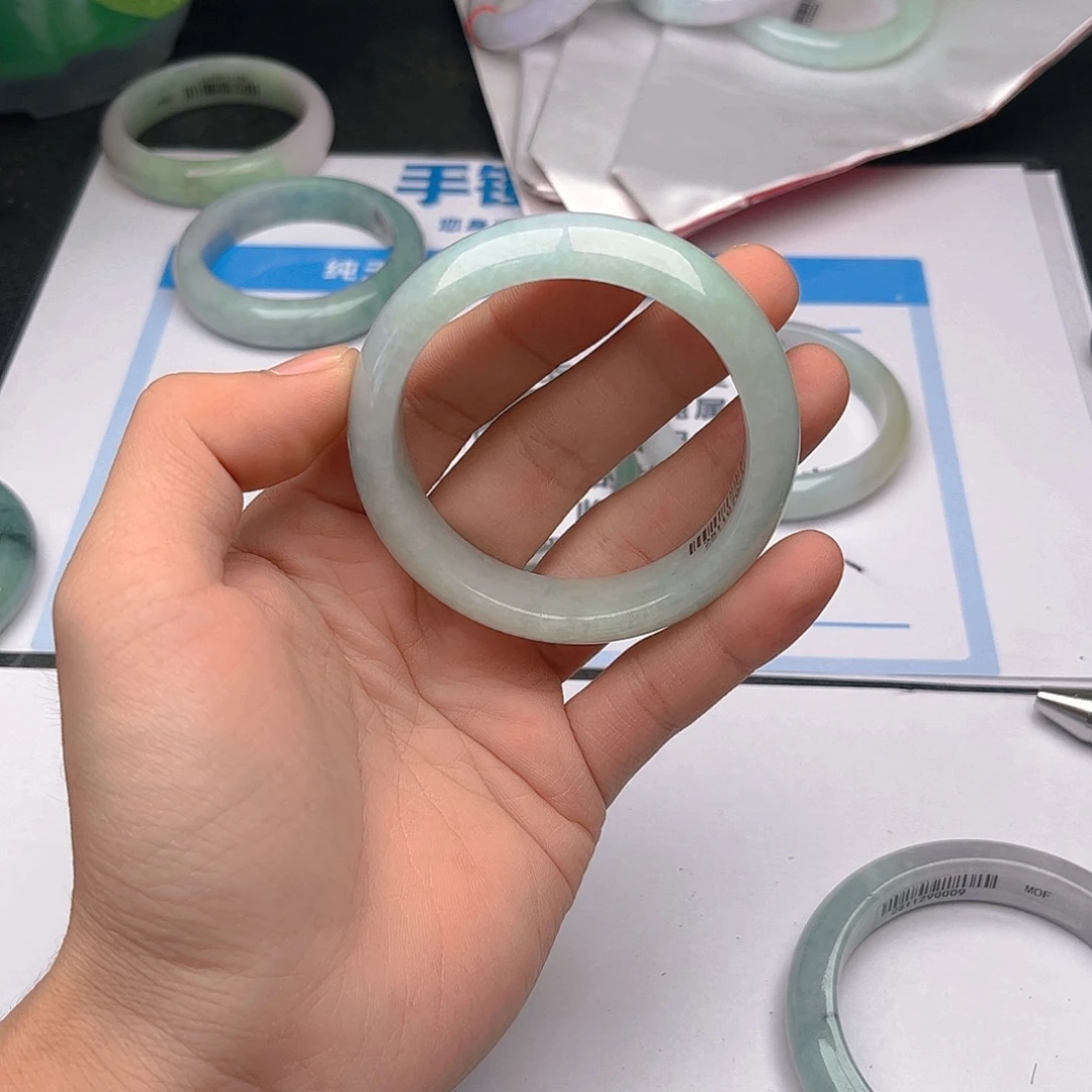 未镶嵌手镯翡翠5556. 87