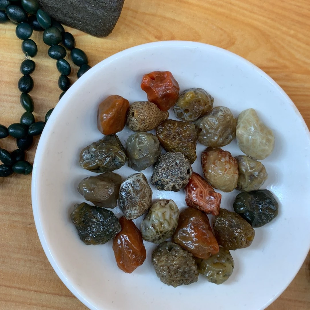 玛瑙/玉髓未镶嵌阿拉善戈壁玛瑙