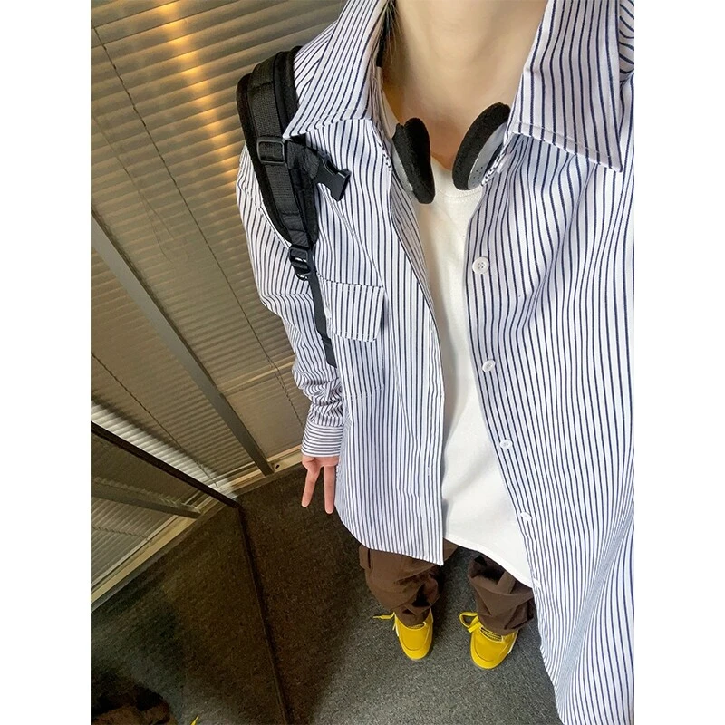 暮骏时尚白色条纹衬衫男痞帅高级感日系复古长袖衬衣潮牌工装外套