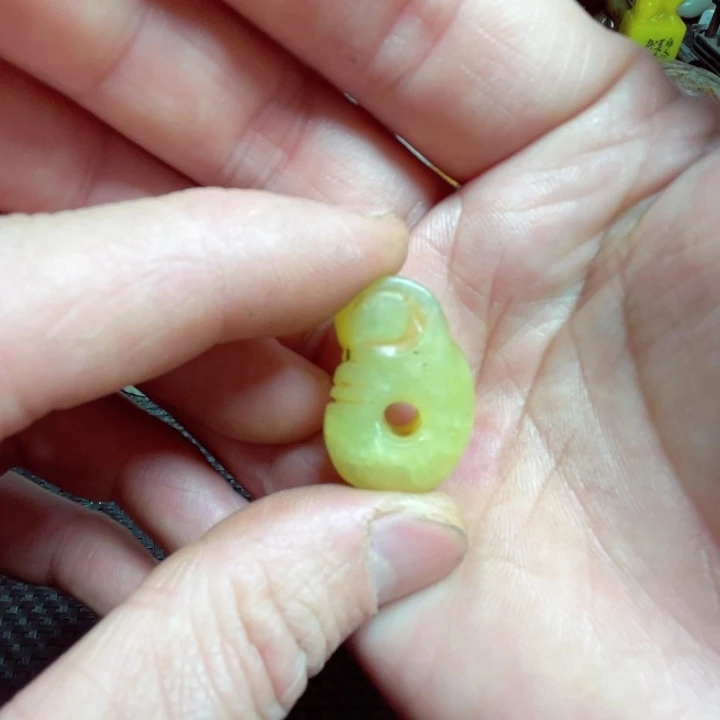 滴血莲花菩提把件