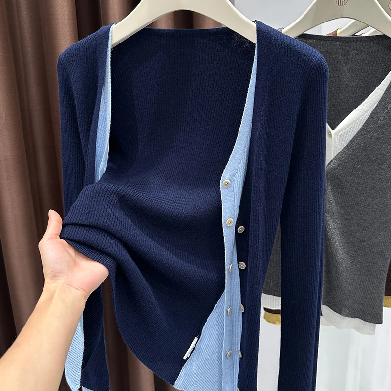 藏青色V领长袖针织开衫假两件设计撞色上衣女秋冬爆款外穿短外套