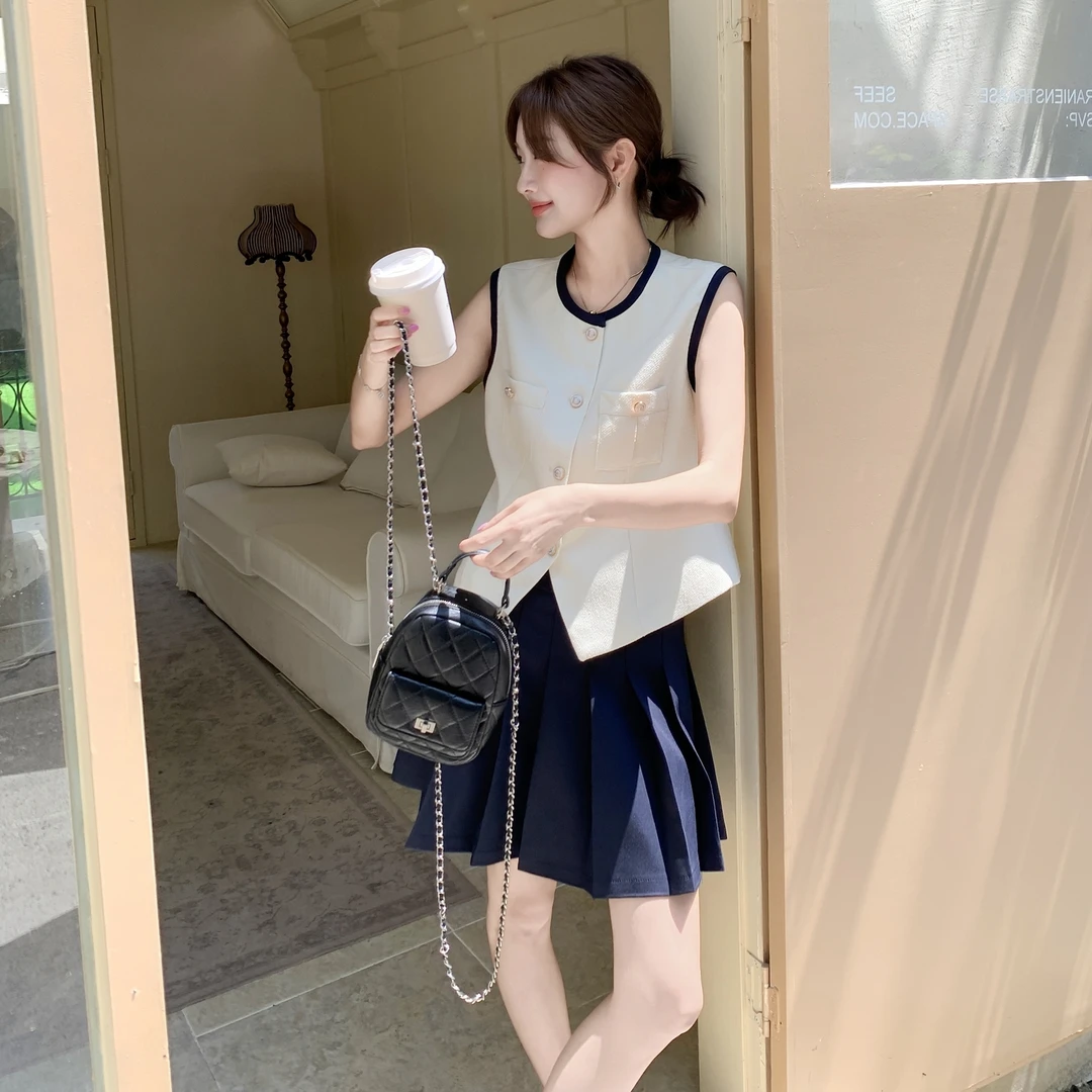 撞色拼接圆领马甲套装女夏季新款小个子减龄气质高腰百褶裙两件套