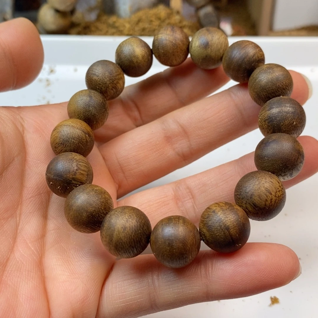 沉香手串绿棋楠规格1.4-11