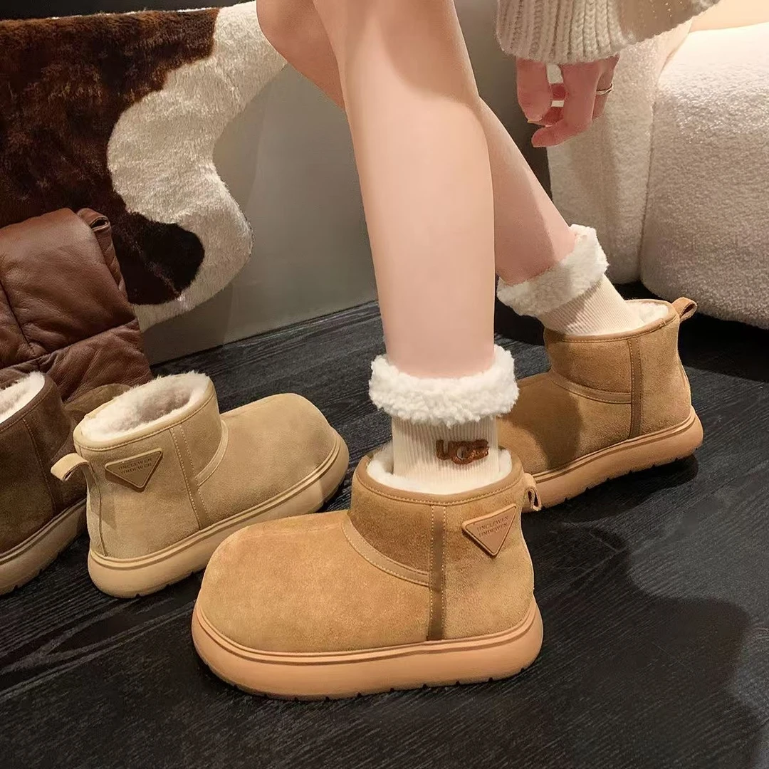 【小黄豚】可爱卡皮巴拉~雪地靴女加厚休闲短靴防水防滑面包鞋