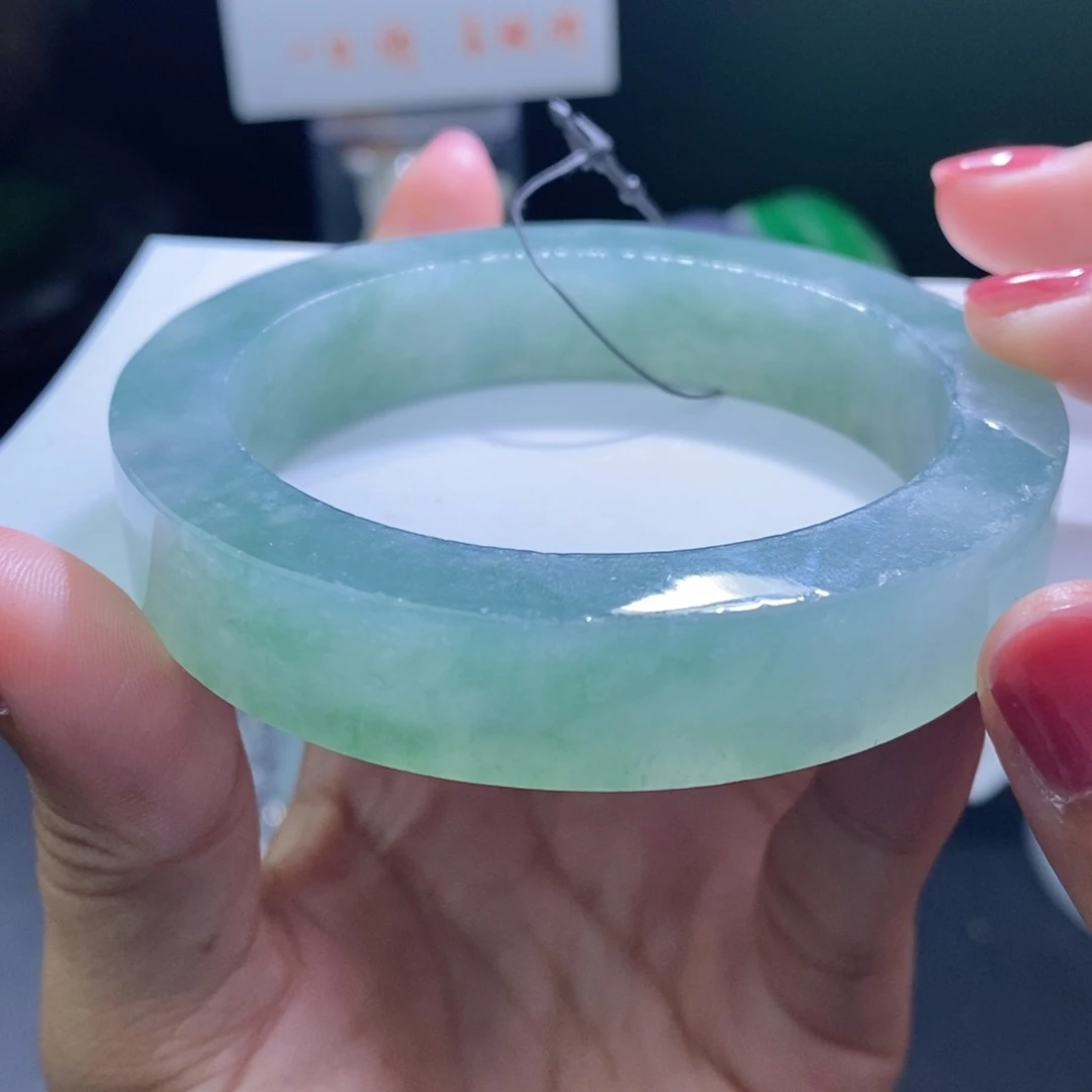 未镶嵌翡翠定制翡翠