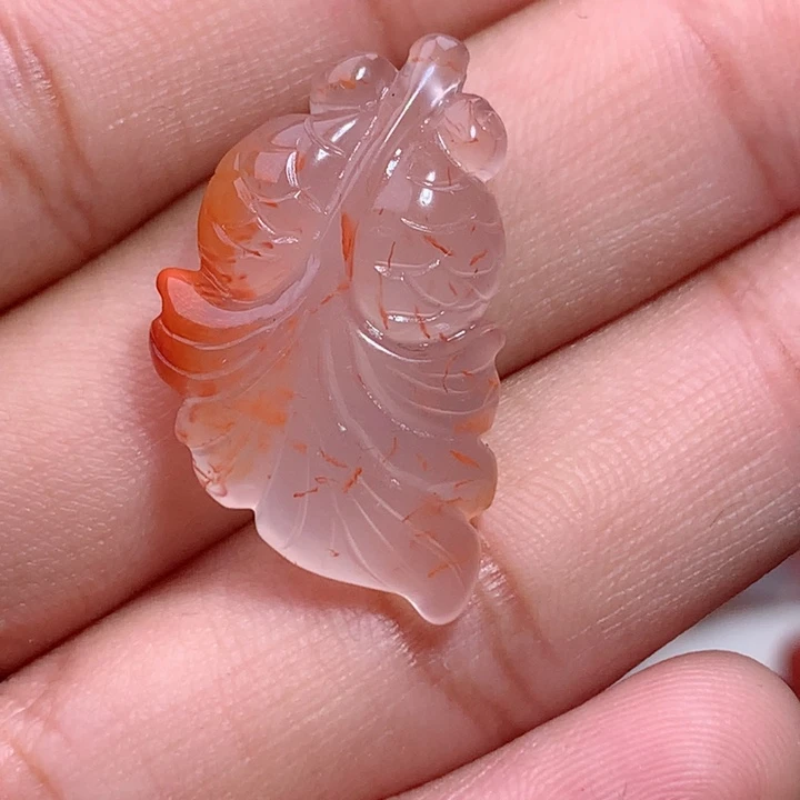 南红玛瑙未镶嵌南红金鱼1