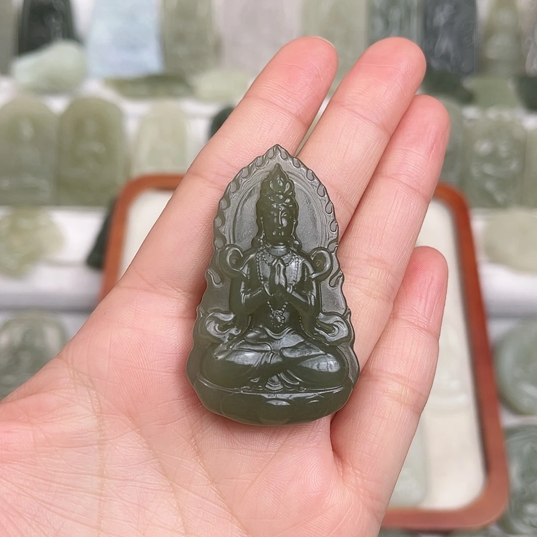 石***财和田玉未镶嵌颈饰