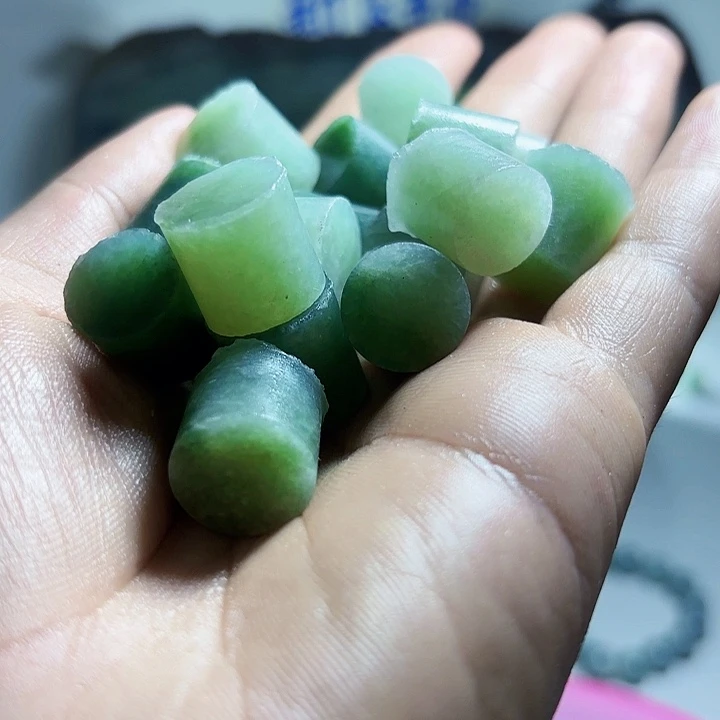 散珠翡翠8754356776567