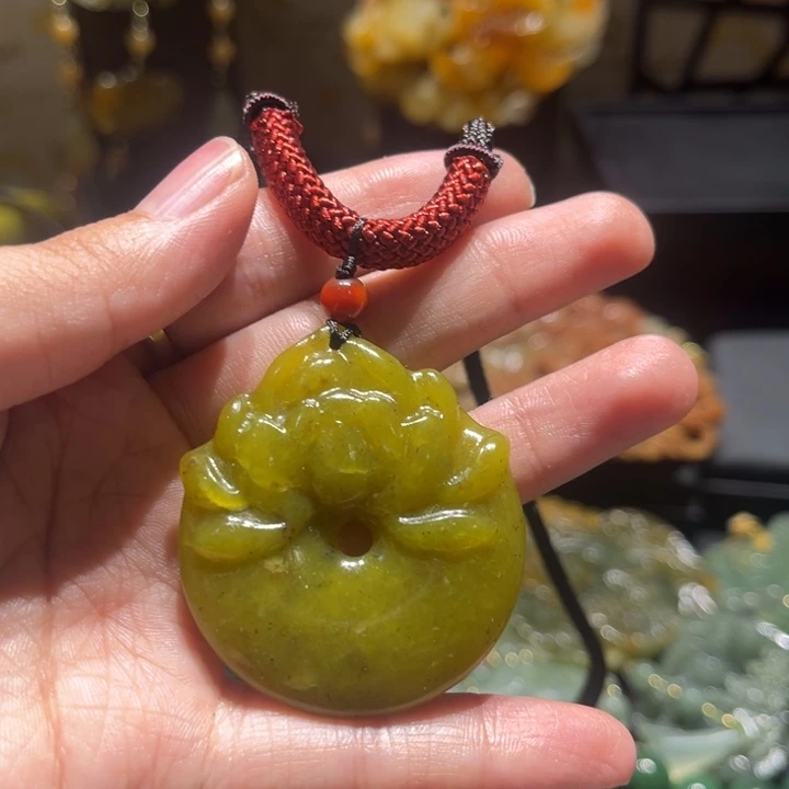 岫玉未镶嵌毛衣链