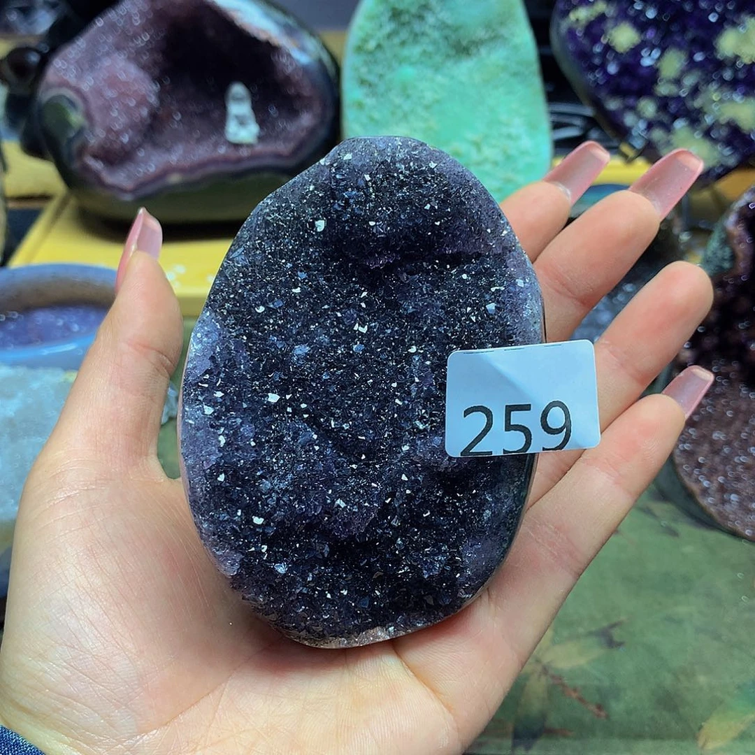 紫晶大型摆件（非配饰）未镶嵌