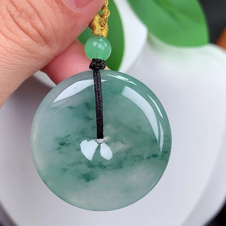 颈饰未镶嵌翡翠平安扣 34.5x5.9mm