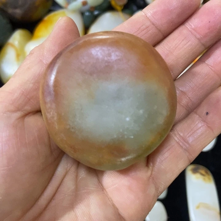 和田玉（糖玉）未镶嵌挂件