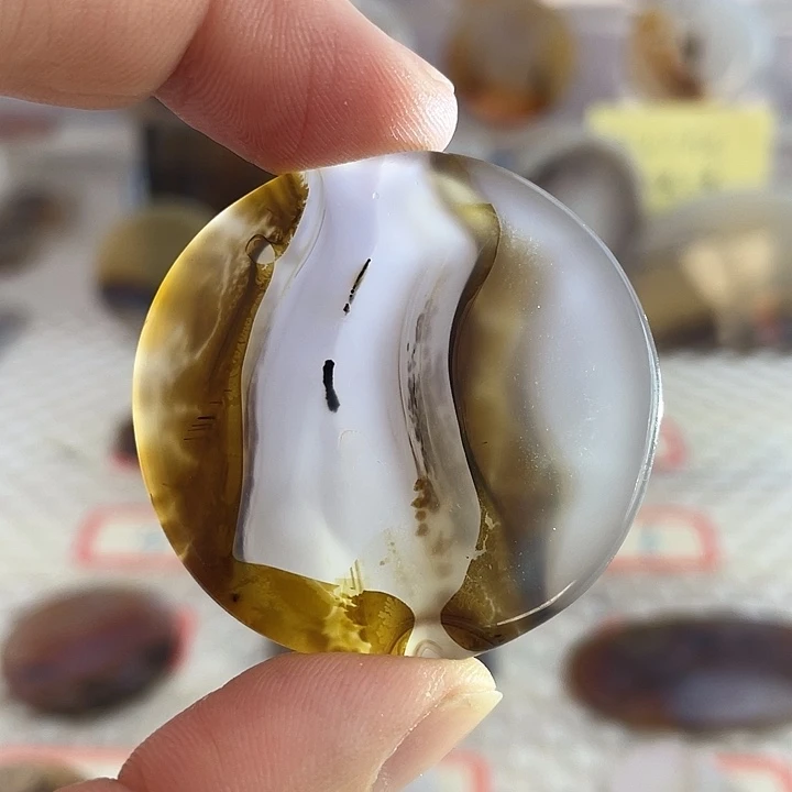 玛瑙/玉髓未镶嵌颈饰