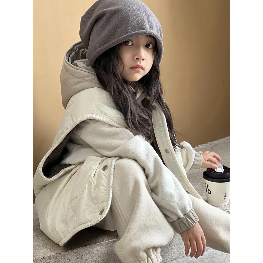 女童加厚马甲2025冬装新款儿童秋冬款加厚奥粒绒女大童两面穿上衣