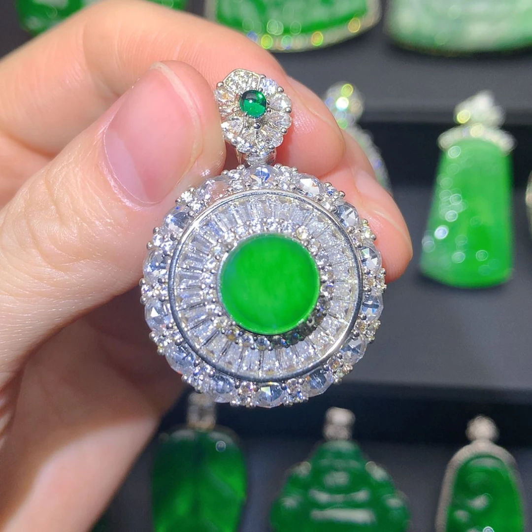 【闪购商品】翡翠未镶嵌吊坠(赠链)