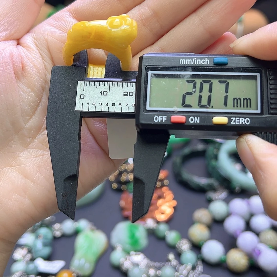 翡翠未镶嵌戒指99