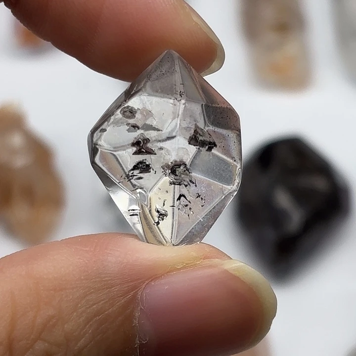 水晶未镶嵌颈饰闪灵钻22mm+