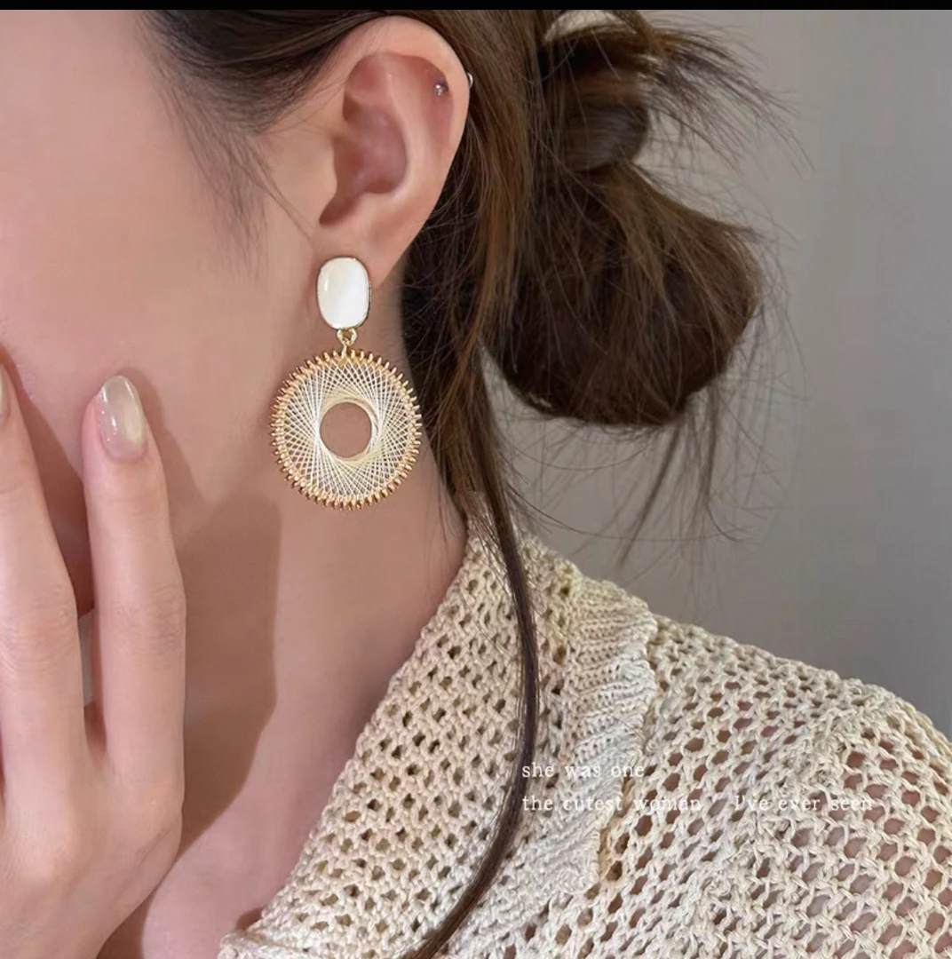 合金耳饰 钟楚曦同款度假风编织圆圈耳环女轻奢高级感精致耳钉