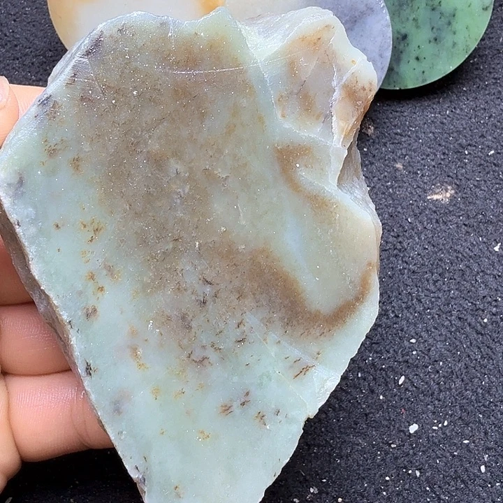 和田玉（糖玉）未镶嵌珠宝半成品