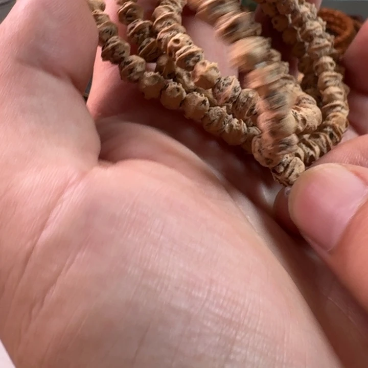 龘***龘吊坠柏香籽/百香籽