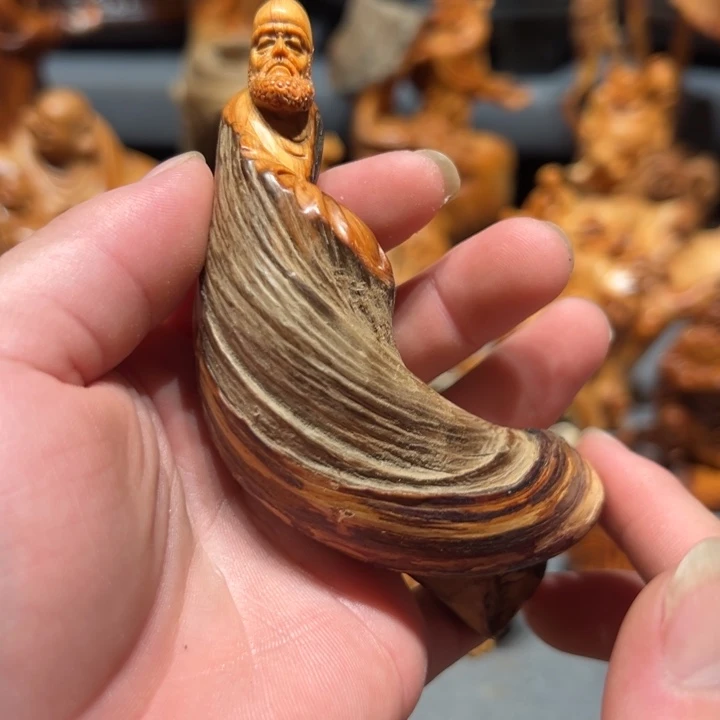 柏木（崖柏）点点关注