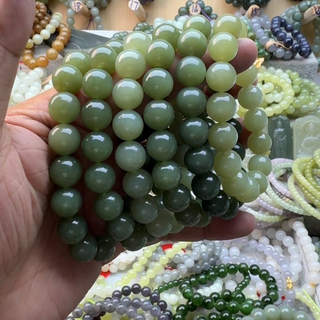 未镶嵌手链和田玉多样性发一