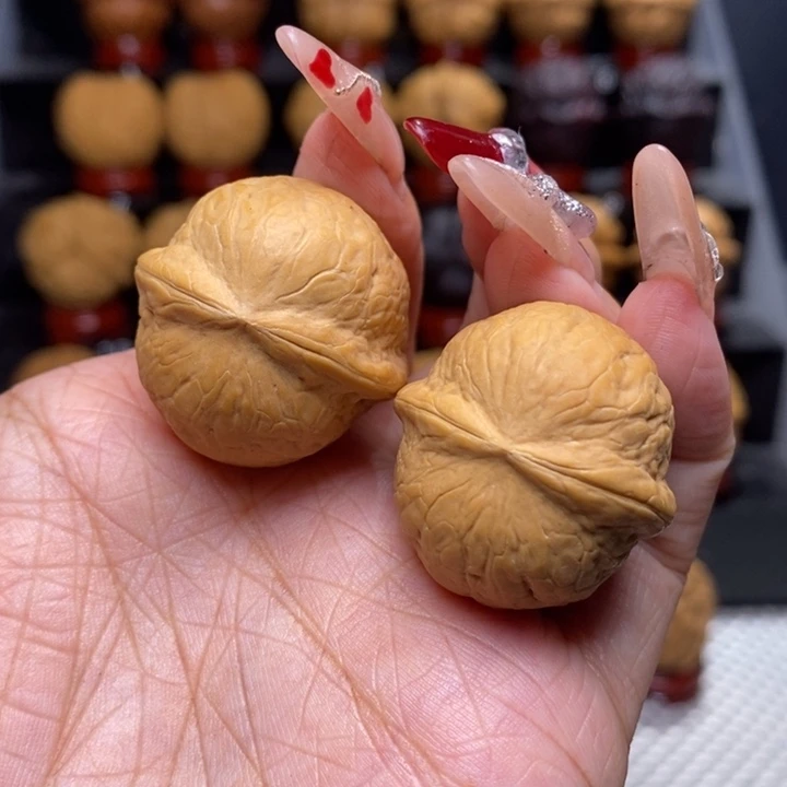 文玩核桃把件Y*y晶玉8号