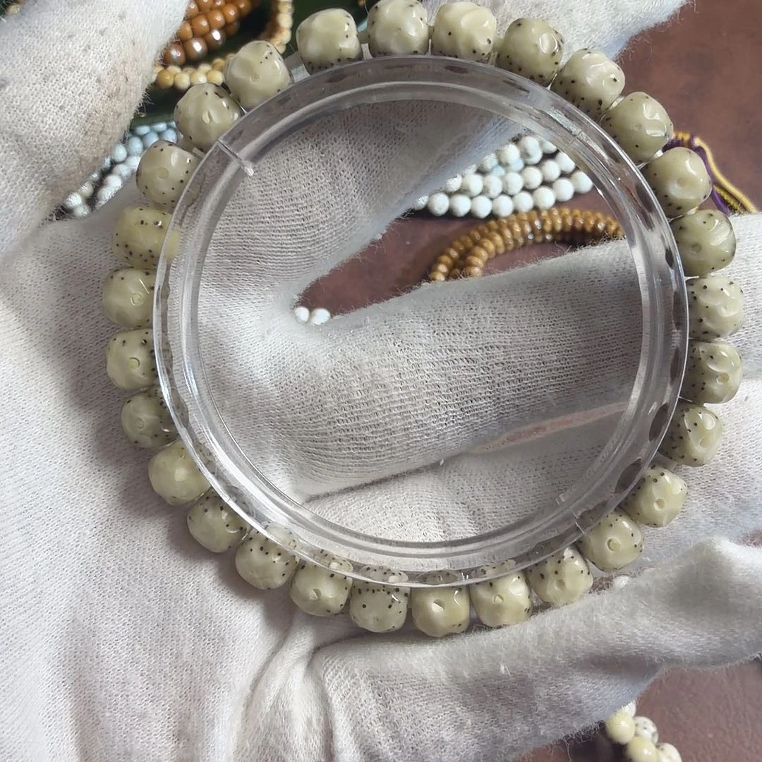 星月菩提吊坠石玉福利款