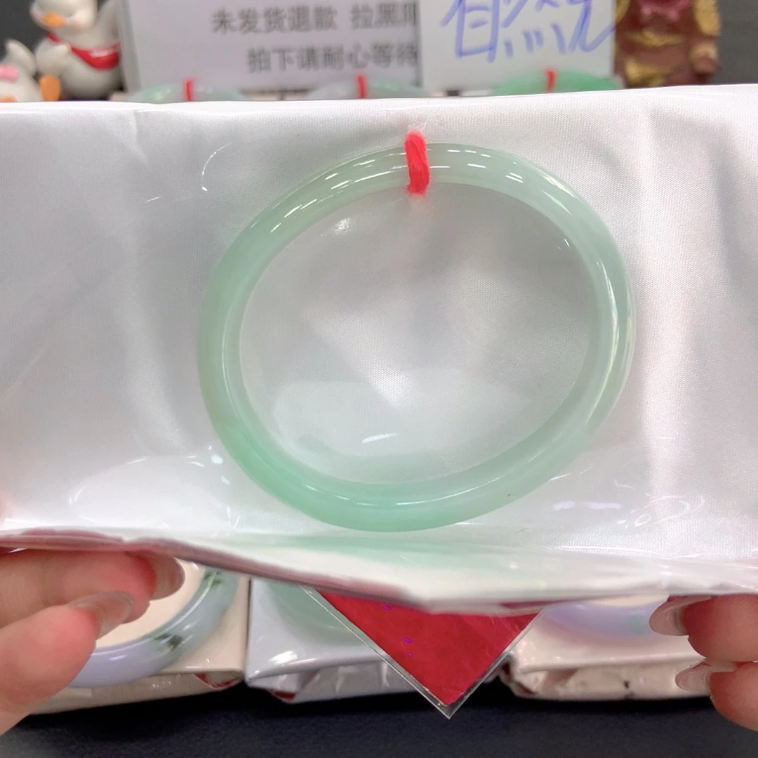 未镶嵌手镯翡翠60贵妃34号链接
