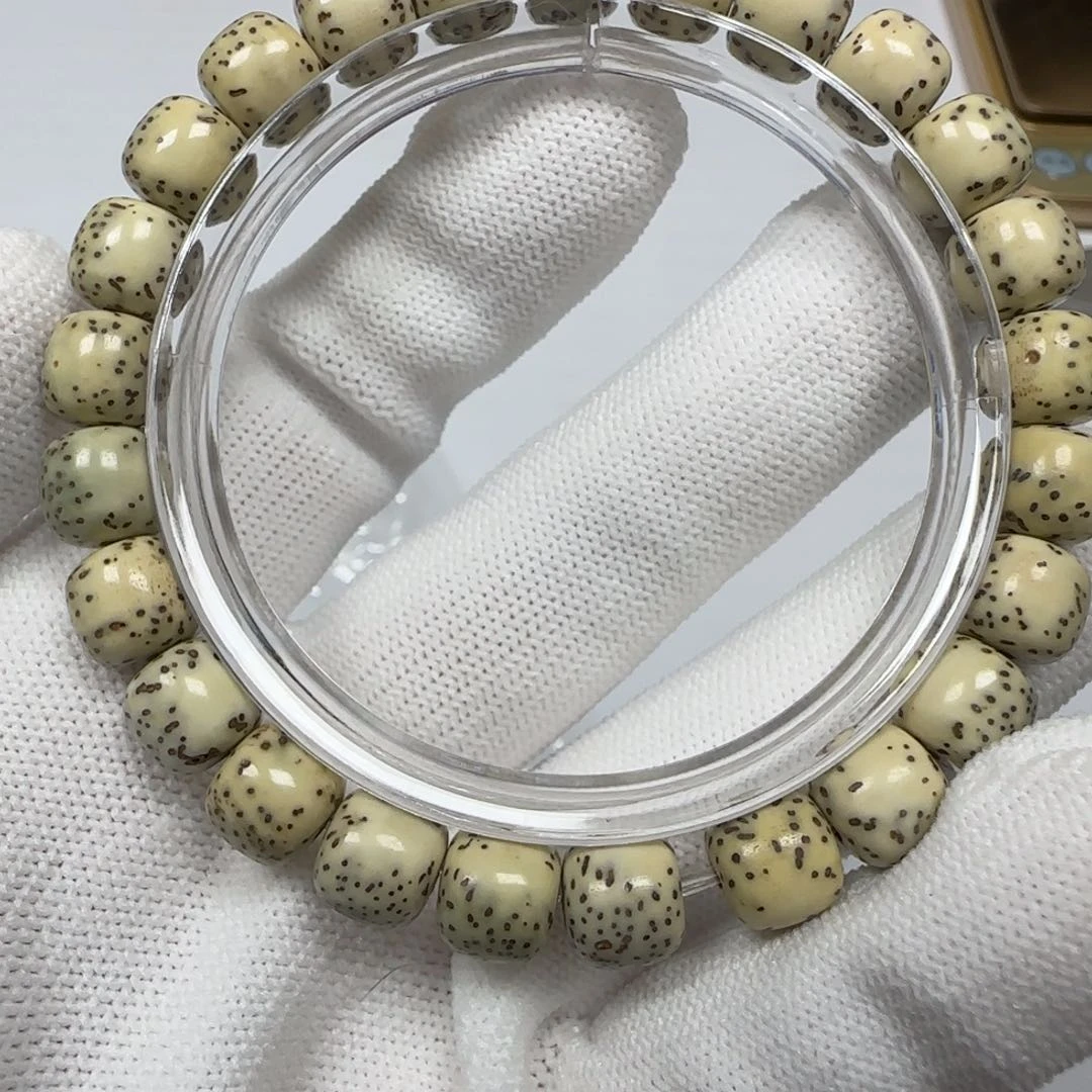 星月菩提吊坠手串一条