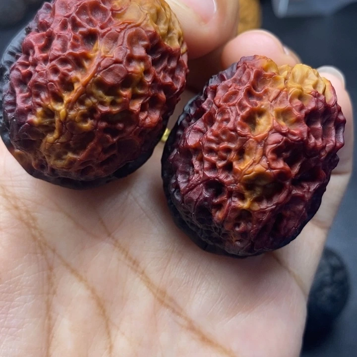 把件文玩核桃38尺铁绣球