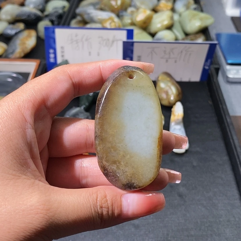 【闪购商品】和田玉未镶嵌颈饰