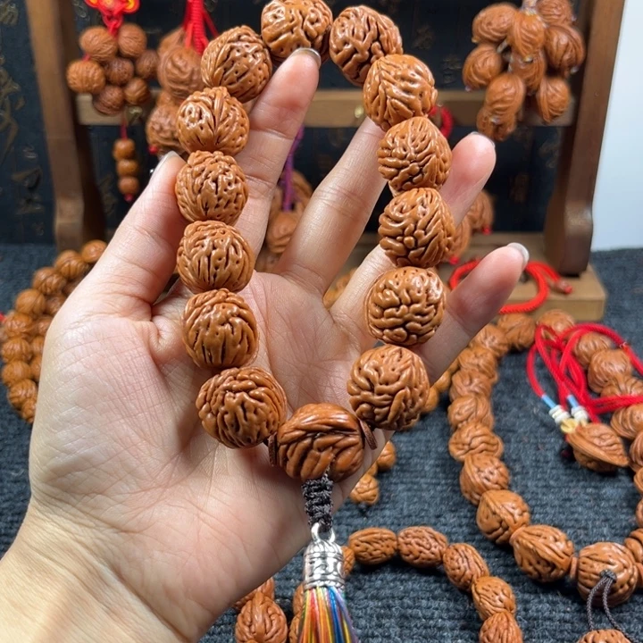 桃核吊坠桃枭手持L3