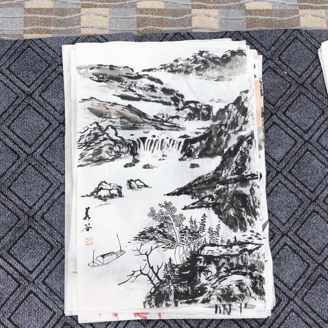 天***運国画王胜利老师四尺三开山水作品赵