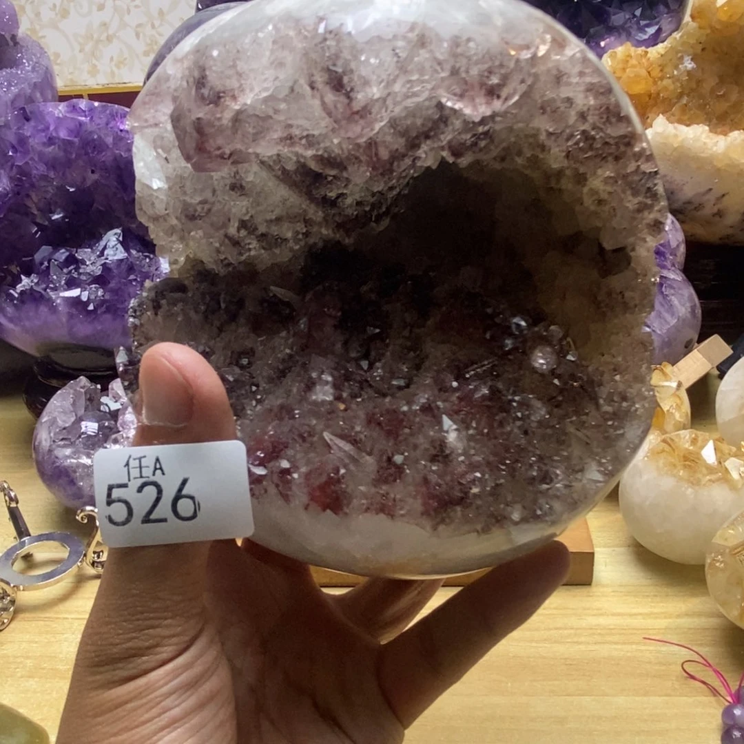 H***t未镶嵌水晶大型摆件（非配饰）