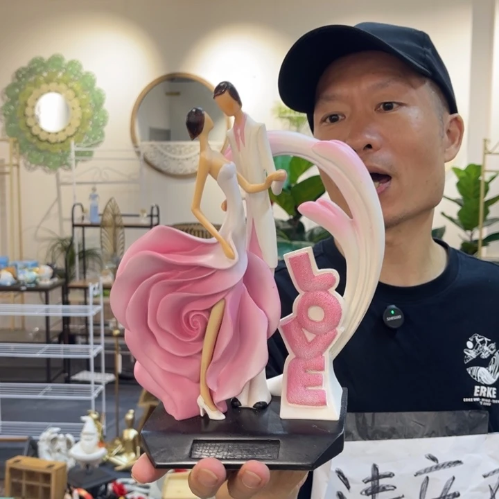 摆件哈哈哈哈哈哈哈哈哈哈