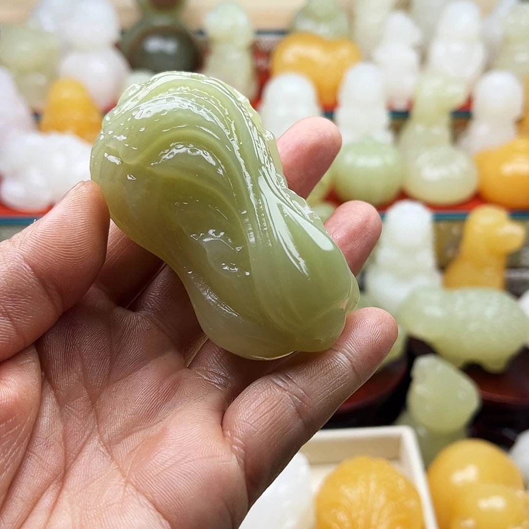 柏***骞石材白菜手把摆件