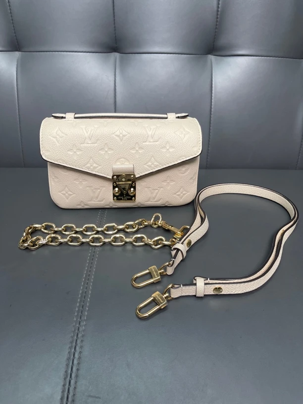 99新 LouisVuitton/路易威登 路易威登/LV新款芯片老花邮差包