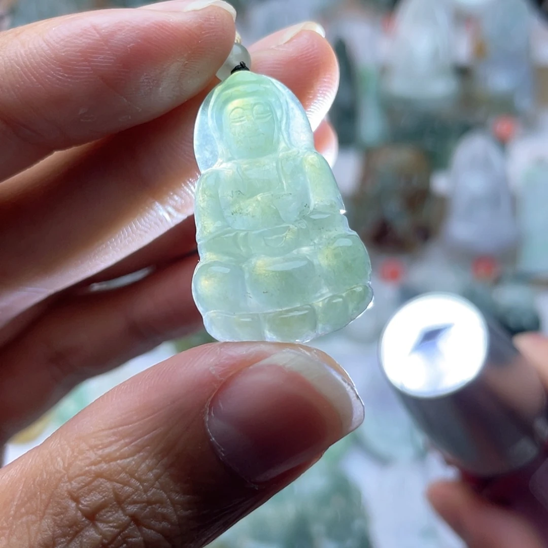 【闪购商品】颈饰未镶嵌翡翠观音