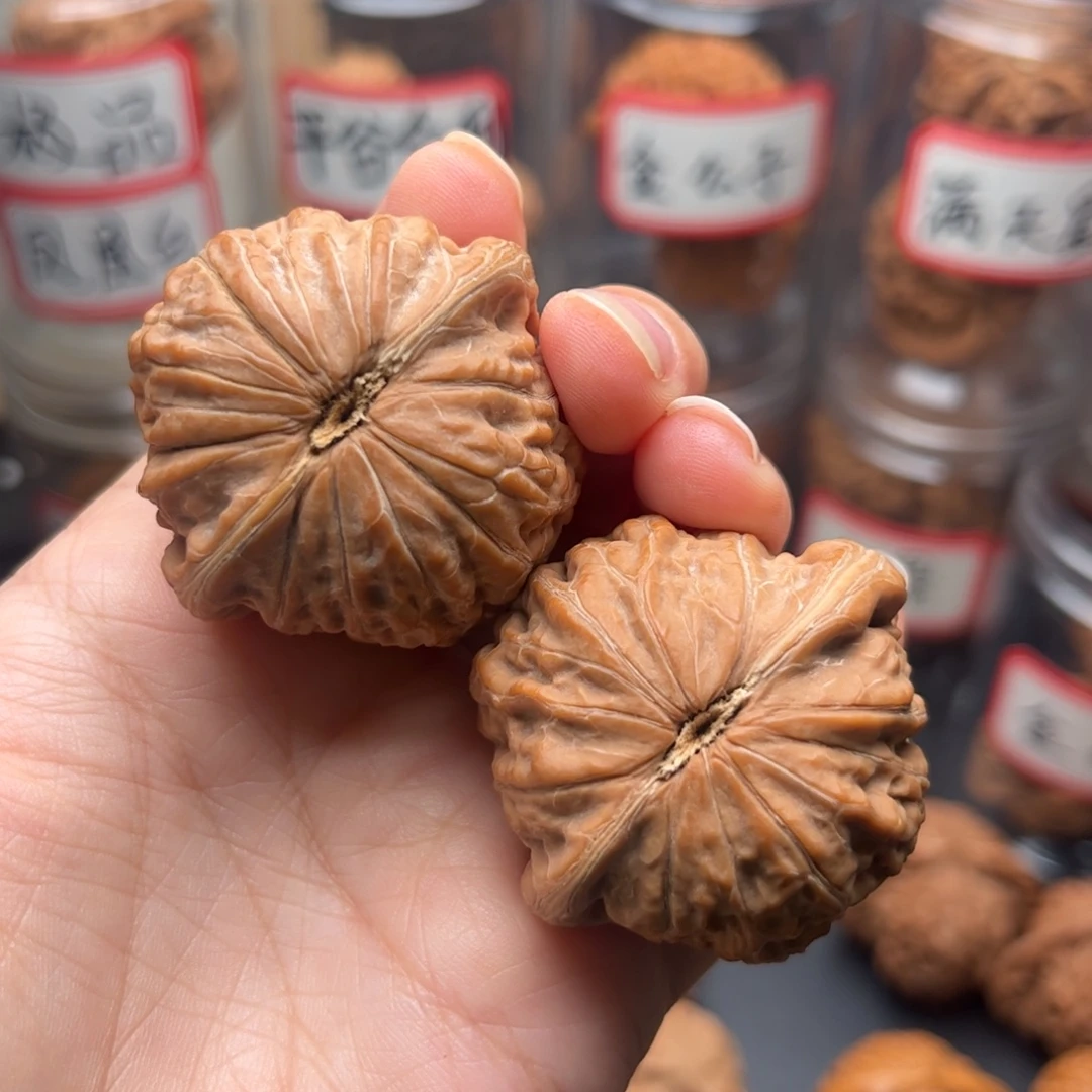 刘***修文玩核桃把件41全品铁锤