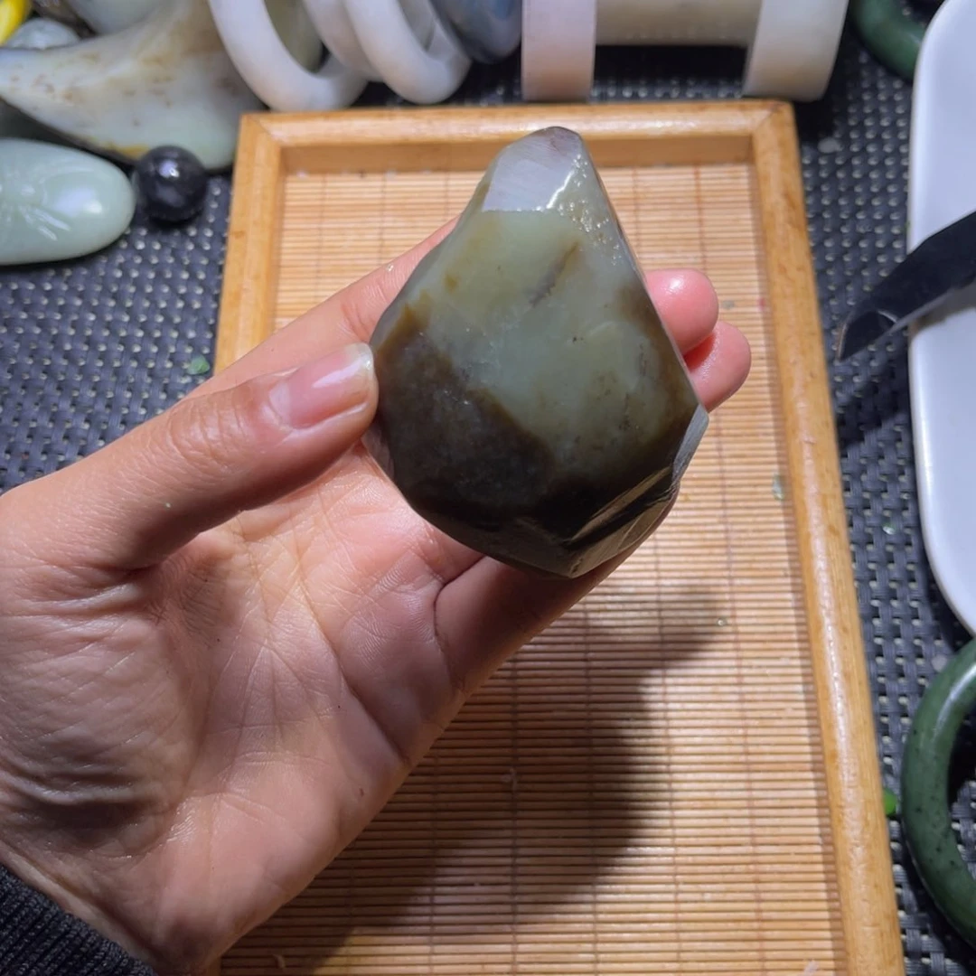 未镶嵌和田玉车挂