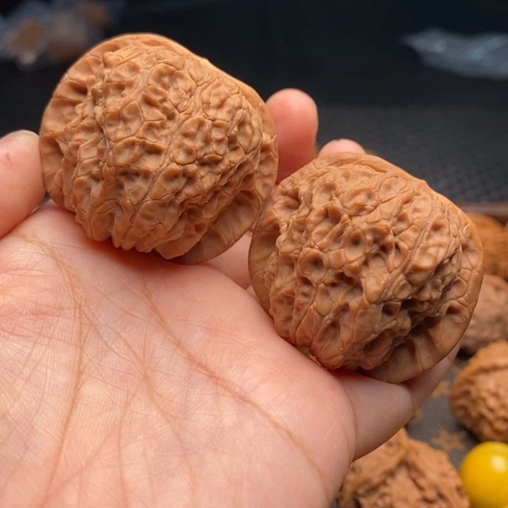 把件文玩核桃血麒麟43尺